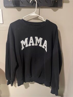 Black 'MAMA' Crewneck Sweatshirt